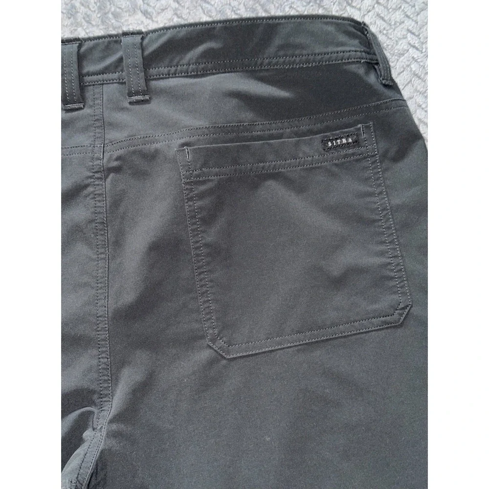 SITKA Gear Men's Black Solid Straight Leg Regular Fit Pants Size 38
